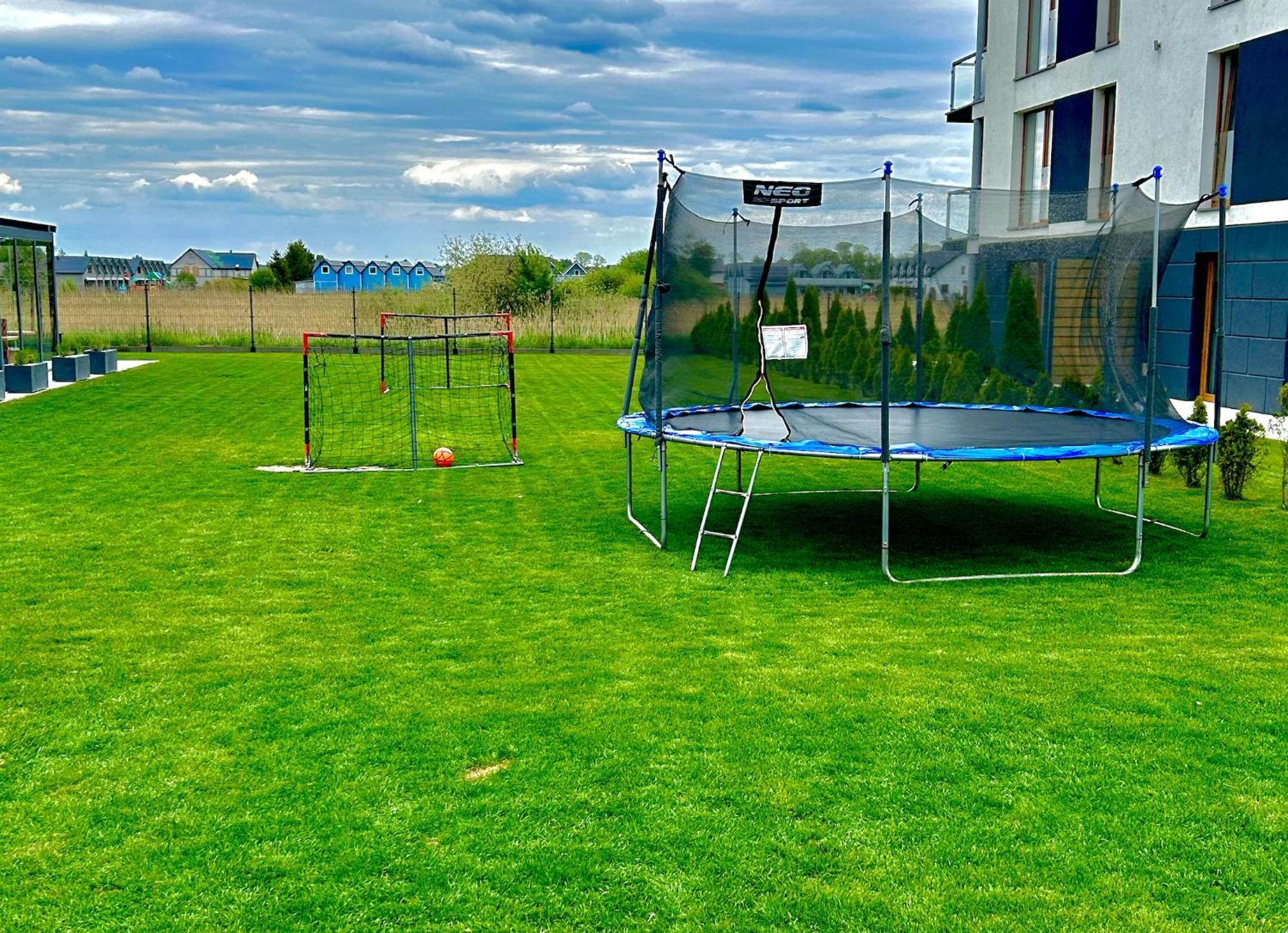 Rentsite Family Apartments Blu Sarbinowo Esterno foto